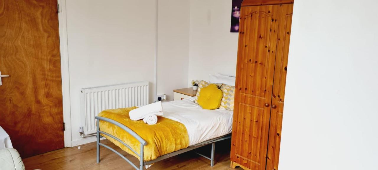 Worcester House - Single, En-Suite Double Or Twin Rooms - Total 4 Rooms 6 Beds, Lounge & Kitchen, Free Wi-Fi, On-Drive Parking Derby Exterior foto